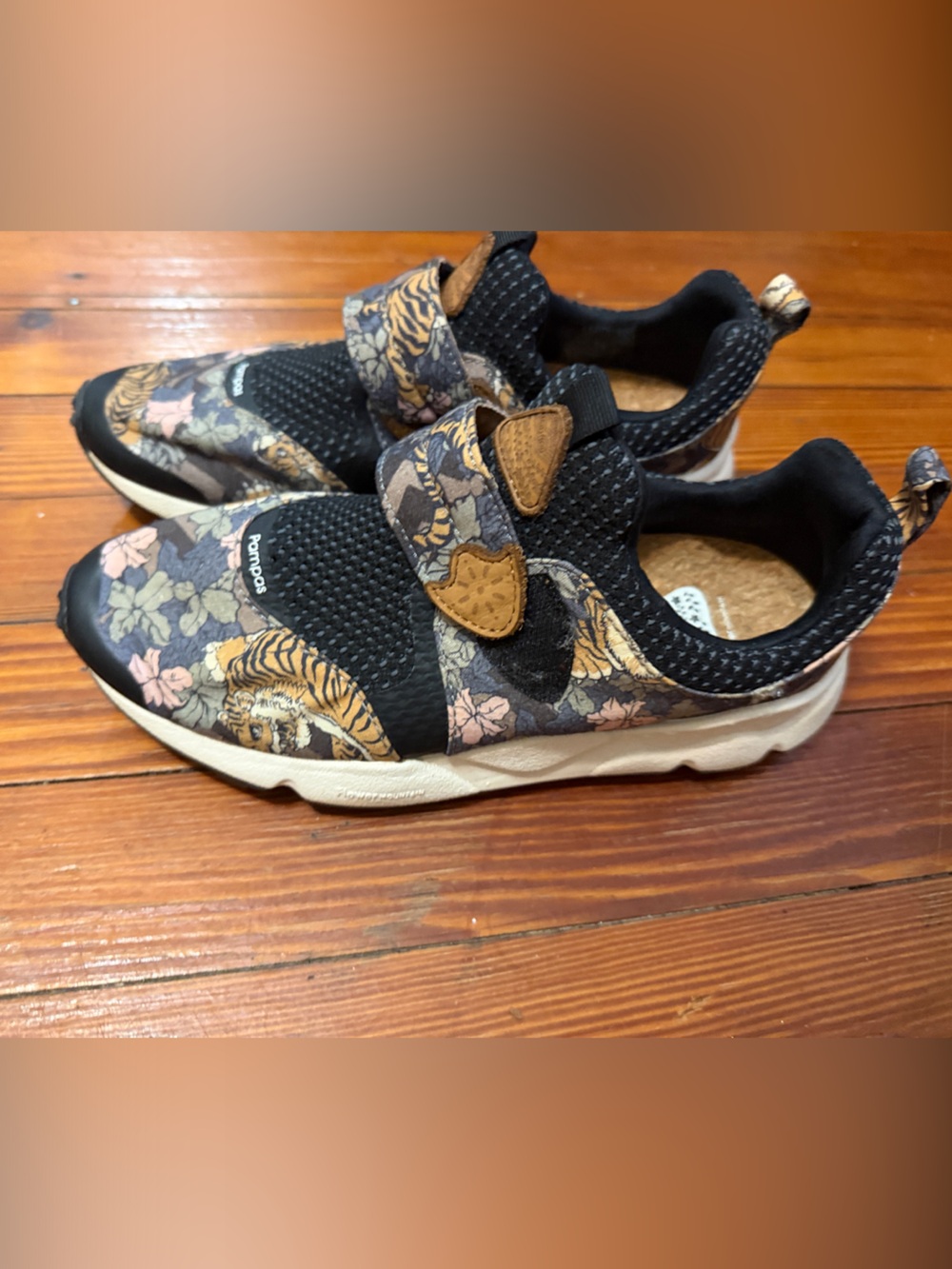 Women's Floral Tiger Slip-On Sneakers in Black and Tan size 38